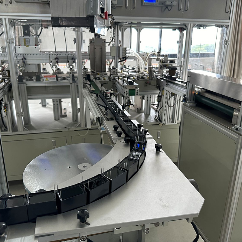 Analyzing the Advantages and Solutions of Replacing Electrolytic Capacitors with Film Capacitors